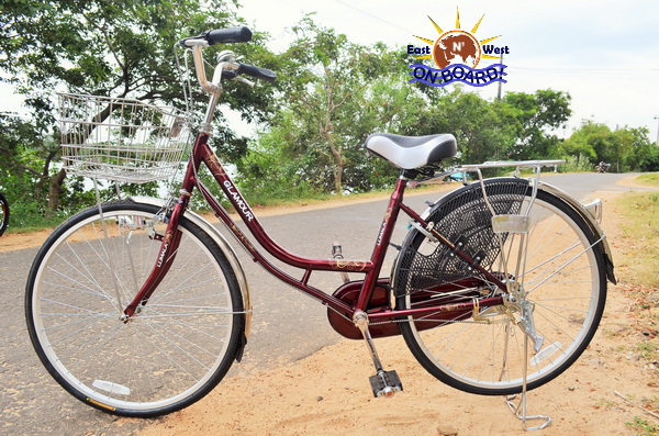 06 - Bicycle rental Batticaloa - East N' West on Board