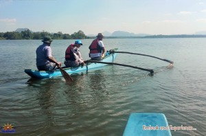 01 - Boating in Unnichai - East N' West on Board  