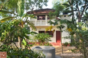 45 - Appa's Breezy Homestay - East N' West on Board   