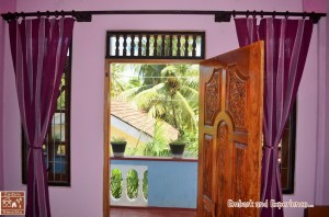 39 - Dilu's Homestay - East N' West on Board   