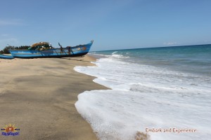 03 - East N' West on Board - Excursions in Batticaloa (2) 