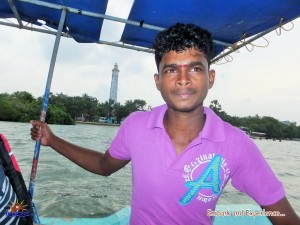 105 - East N' West on Board - Excursions in Batticaloa  