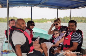 26 - East N' West on Board - Excursions in Batticaloa  