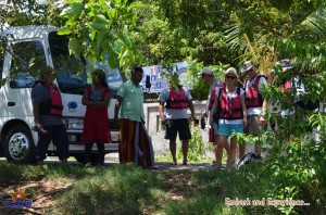 48 - East N' West on Board - Excursions in Batticaloa 